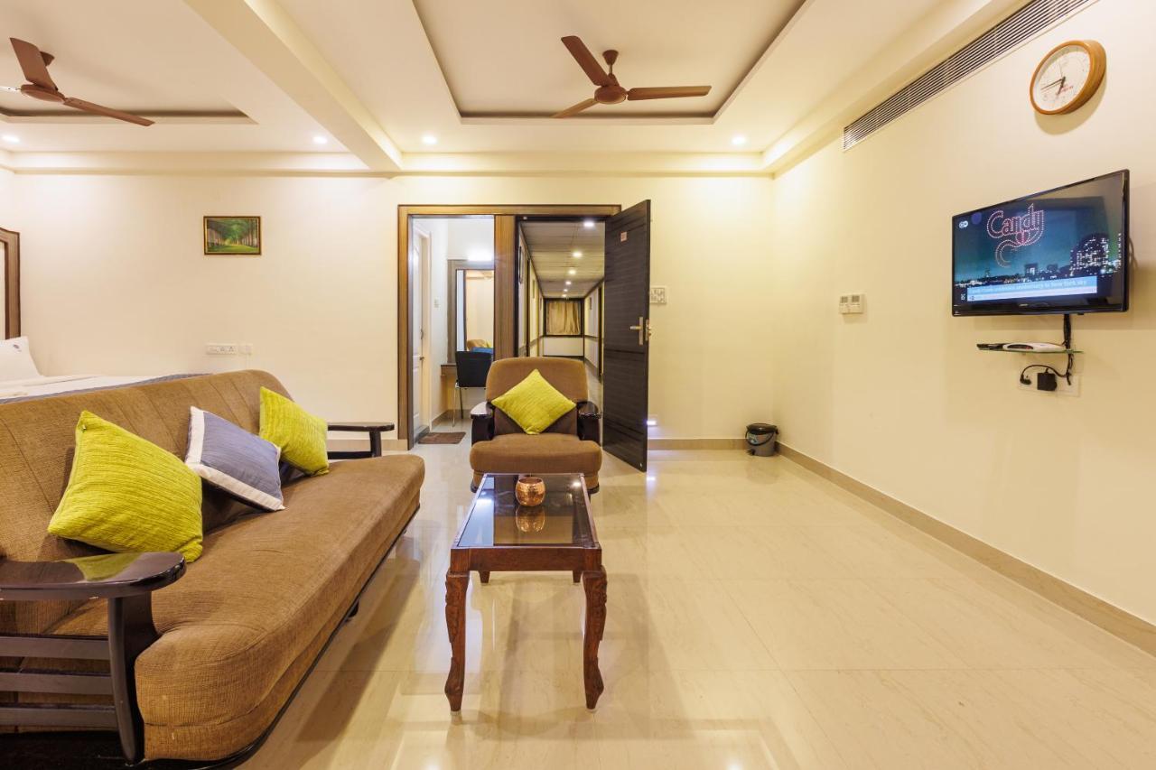 Hotel Comfort Park - Opposite Sri Ramachandra Medical College Porur チェンナイ エクステリア 写真